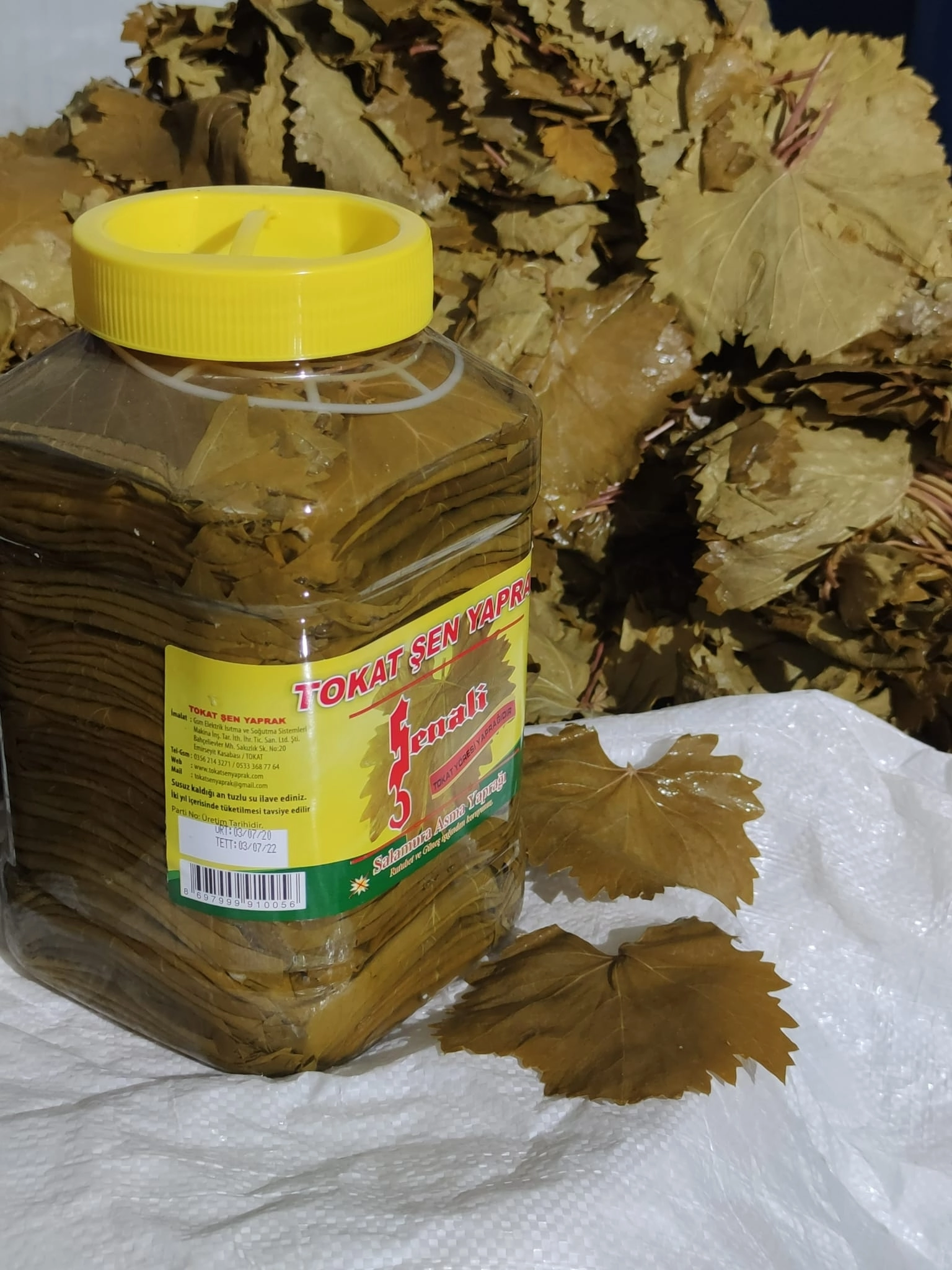 Brüt 4800 gr Pet Bidonda Tokat Salamura Yaprak